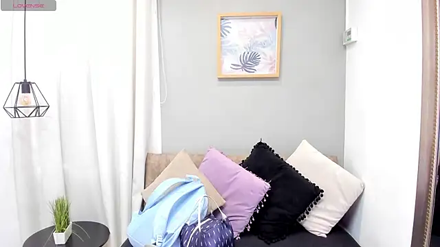Snapshot of Miranda_doll_ chatting on 07/11/26, 12:05 Miranda doll online show from 07/11/26, 12:05