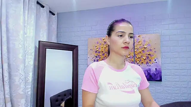 Miranda doll  online show from 09/13/25, 12:05