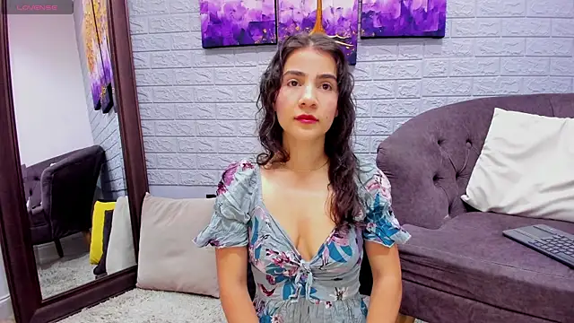 Miranda doll  online show from 05/04/26, 11:46