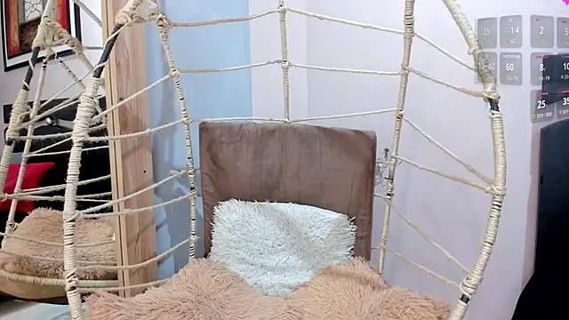 Miranda doll  online show from 02/21/26, 12:29