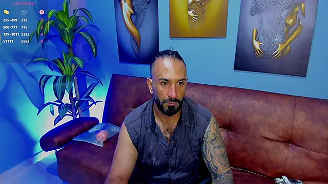 mr maik online show from 09/30/25, 03:29