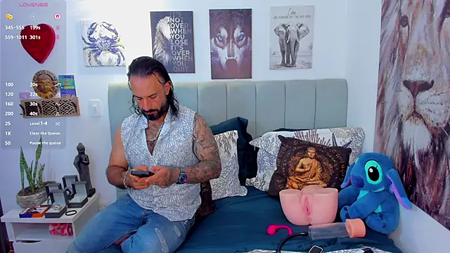 mr maik online show from 11/13/25, 10:24