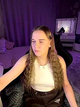 Lexi noah online show from 10/24/25, 09:36