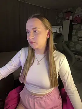 Snapshot of Lexi_noah chatting on 03/03/26, 09:33 Lexi noah online show from 03/03/26, 09:33