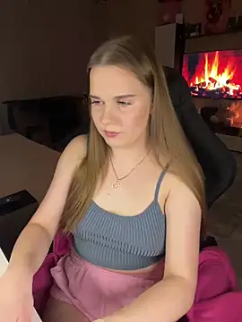 Lexi noah online show from 12/06/24, 09:07