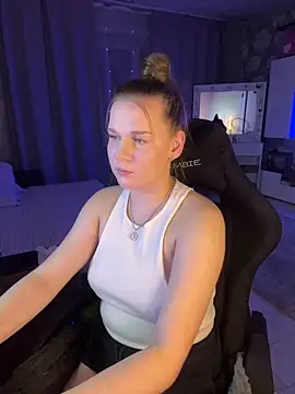 Lexi noah online show from 12/16/25, 09:41