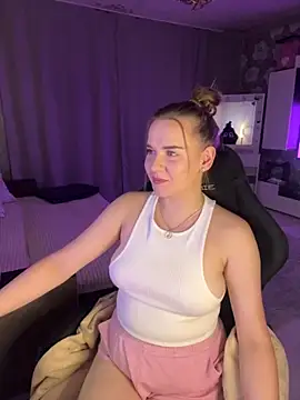 Lexi noah online show from 09/20/25, 09:42