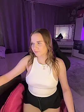 Lexi noah online show from 10/19/25, 09:17