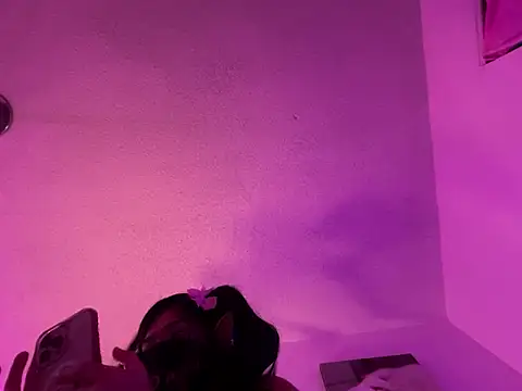 Snapshot of Onlypawzz chatting on 02/25/26, 02:45 Onlypawzz online show from 02/25/26, 02:45