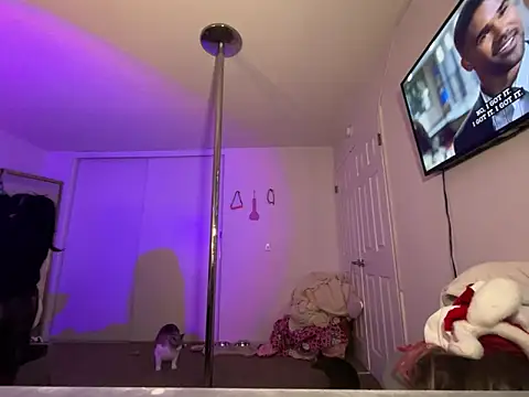 Snapshot of Onlypawzz chatting on 02/16/26, 06:12 Onlypawzz online show from 02/16/26, 06:12