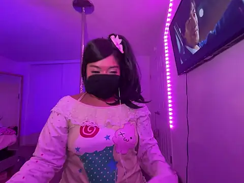 Snapshot of Onlypawzz chatting on 02/13/26, 05:40 Onlypawzz online show from 02/13/26, 05:40