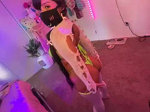 Onlypawzz online show from 06/07/26, 12:49
