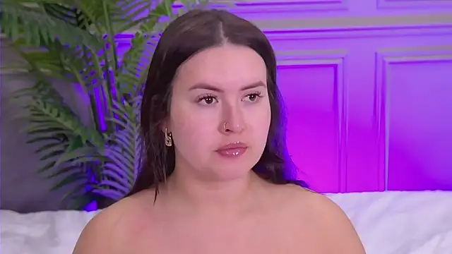 TrishaWinslet online show from 11/16/25, 04:17