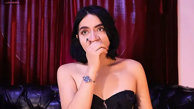 KasiaNoir  online show from 04/07/26, 12:29