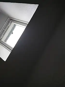 Analcholic online show from 10/21/25, 01:43