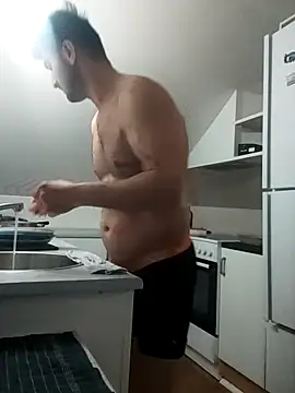 Analcholic online show from 12/05/25, 03:43