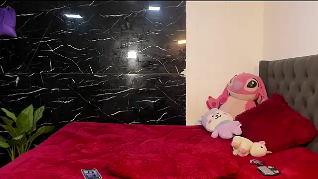 Snapshot of filletatouee chatting on 10/17/25, 05:55 filletatouee online show from 10/17/25, 05:55