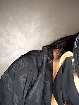 Snapshot of Narimane_maroc chatting on 11/16/25, 11:19 Narimane maroc online show from 11/16/25, 11:19