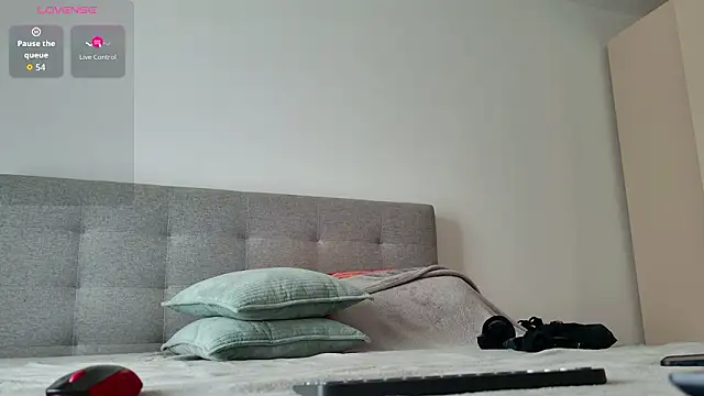 Hotmompeach online show from 02/01/26, 01:31