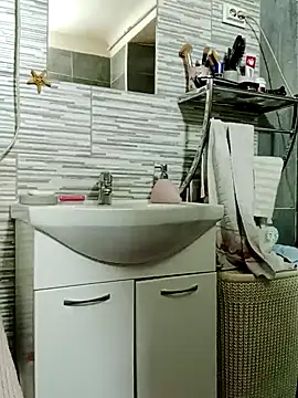 Snapshot of AlexandruCsaba chatting on 02/10/25, 09:15 AlexandruCsaba online show from 02/10/25, 09:15