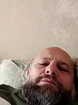 Snapshot of AlexandruCsaba chatting on 01/10/25, 09:23 AlexandruCsaba online show from 01/10/25, 09:23