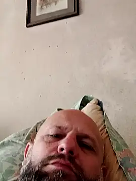 Snapshot of AlexandruCsaba chatting on 03/21/25, 09:45 AlexandruCsaba online show from 03/21/25, 09:45