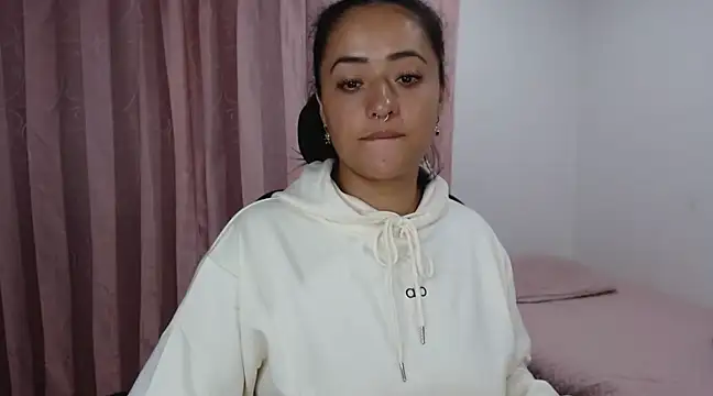 Snapshot of jjulietha95 chatting on 02/20/25, 04:39 jjulietha95 online show from 02/20/25, 04:39