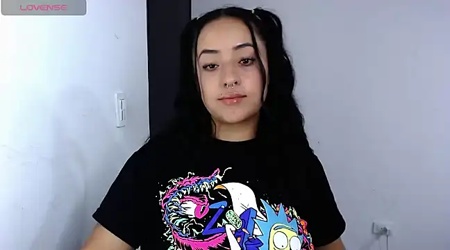 Snapshot of jjulietha95 chatting on 02/27/25, 02:14 jjulietha95 online show from 02/27/25, 02:14