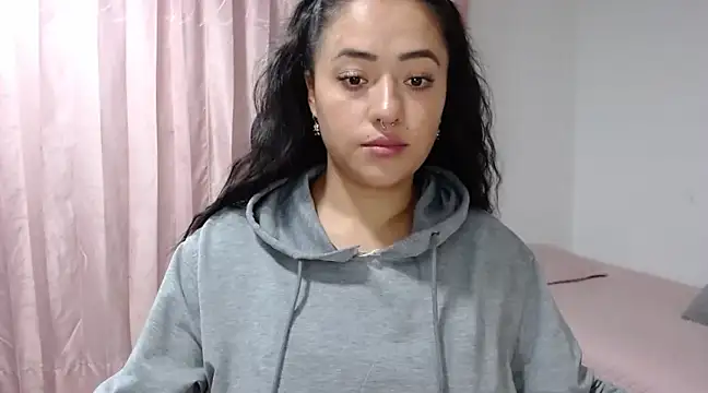 Snapshot of jjulietha95 chatting on 02/14/25, 11:53 jjulietha95 online show from 02/14/25, 11:53
