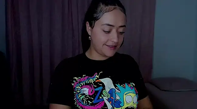 Snapshot of jjulietha95 chatting on 02/21/25, 05:56 jjulietha95 online show from 02/21/25, 05:56