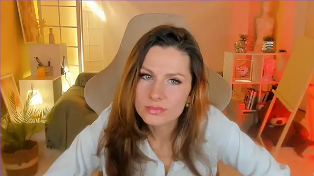 April o Nill online show from 03/15/25, 04:10