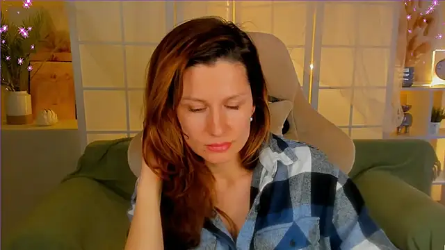 April o Nill online show from 12/27/24, 11:17