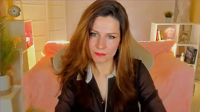 April o Nill online show from 02/06/25, 04:36