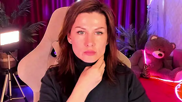 April o Nill online show from 04/18/26, 10:17