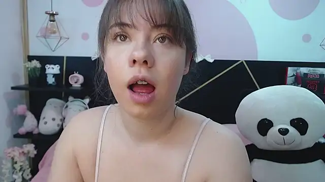 Snapshot of DanniAbbey chatting on 09/27/25, 11:49 DanniAbbey online show from 09/27/25, 11:49