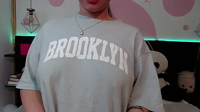 Snapshot of DanniAbbey chatting on 03/03/26, 11:50 DanniAbbey online show from 03/03/26, 11:50