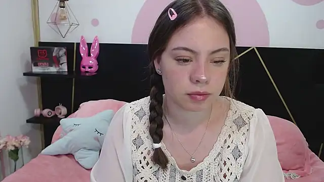 Snapshot of DanniAbbey chatting on 03/21/25, 09:12 DanniAbbey online show from 03/21/25, 09:12