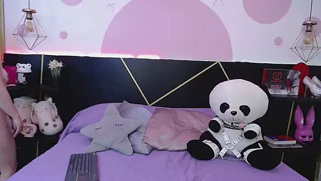 Snapshot of DanniAbbey chatting on 11/10/25, 11:59 DanniAbbey online show from 11/10/25, 11:59