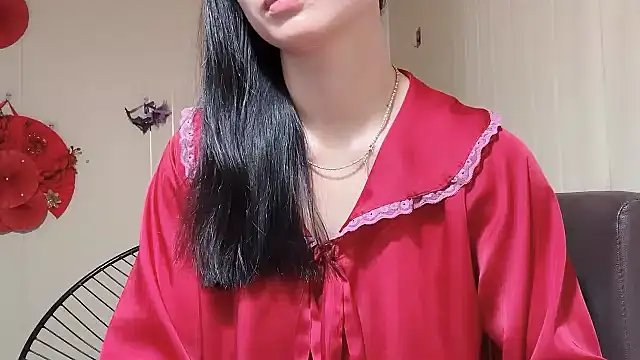 LinhChi 9x online show from 05/12/26, 12:41
