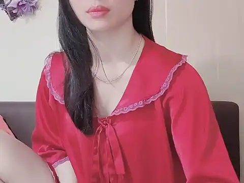 Snapshot of LinhChi_9x chatting on 10/04/25, 01:29 LinhChi 9x online show from 10/04/25, 01:29