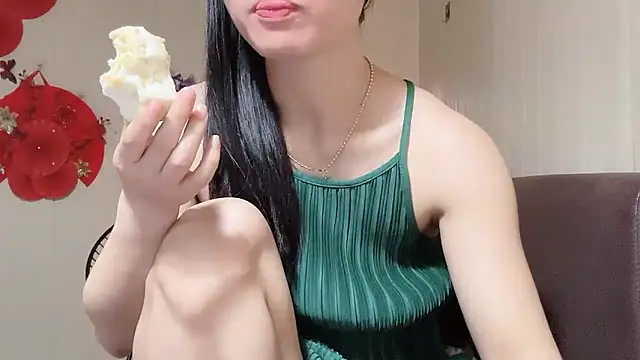 LinhChi 9x online show from 05/02/26, 01:22