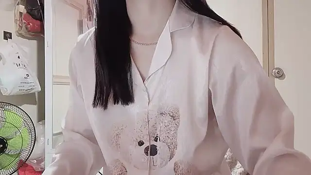 LinhChi 9x online show from 02/04/26, 01:17