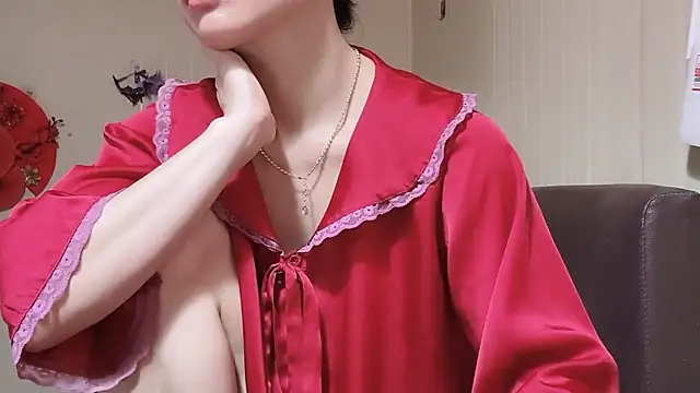 LinhChi 9x online show from 05/03/26, 12:49