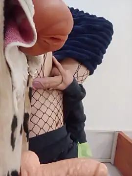 Snapshot of fattone95 chatting on 03/26/26, 02:04 fattone95 online show from 03/26/26, 02:04