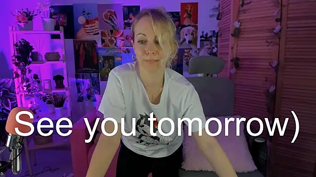 Snapshot of LylithSkye chatting on 03/23/25, 08:15 LylithSkye online show from 03/23/25, 08:15