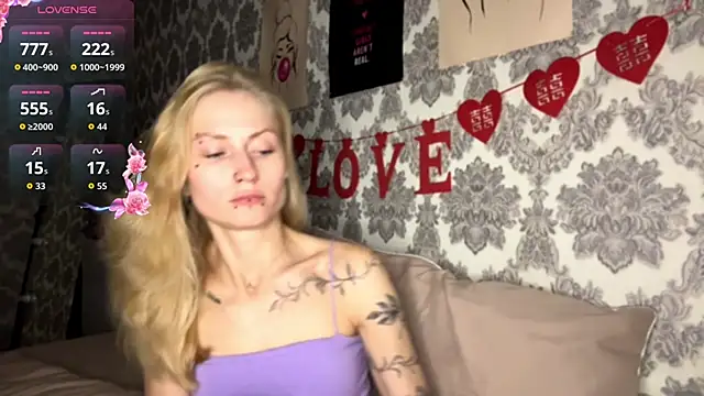 Snapshot of MarthaGees chatting on 10/02/25, 03:15 MarthaGees online show from 10/02/25, 03:15