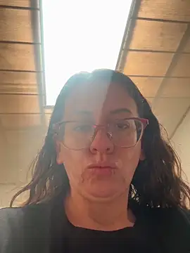 Snapshot of miss_hanna07 chatting on 02/13/26, 04:40 miss hanna07 online show from 02/13/26, 04:40