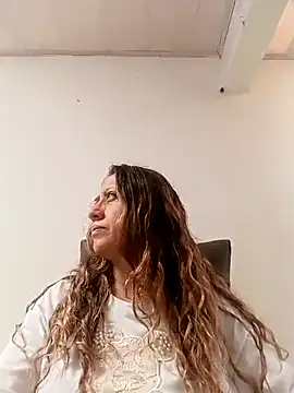 miss hanna07 online show from 11/10/25, 04:45