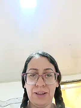 miss hanna07 online show from 04/12/26, 03:48