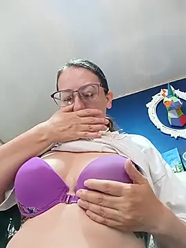 miss hanna07 online show from 05/08/26, 04:11